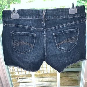 Decree size 5 stretch shorts